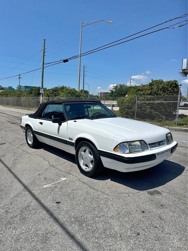 1990 Ford Mustang - LX 5.0 Liter Convertible 2D