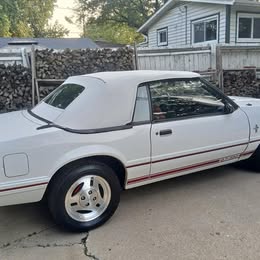 1984 Ford Mustang Convertible 2D