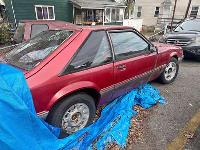 1990 Ford Mustang