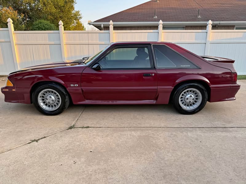 1989 Ford Mustang