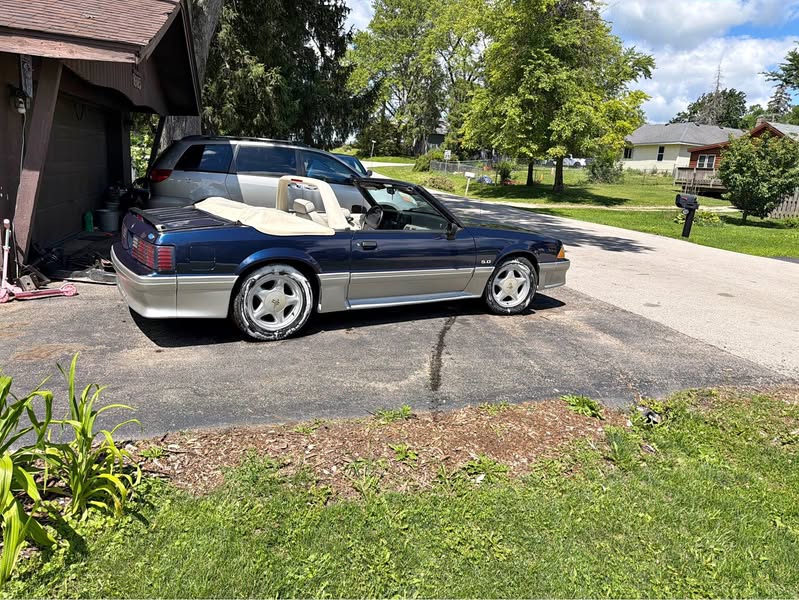 1993 Ford Mustang - GT Convertible 2D
