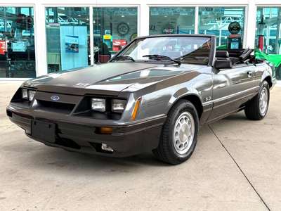 1986 Ford Mustang GT 2dr Convertible