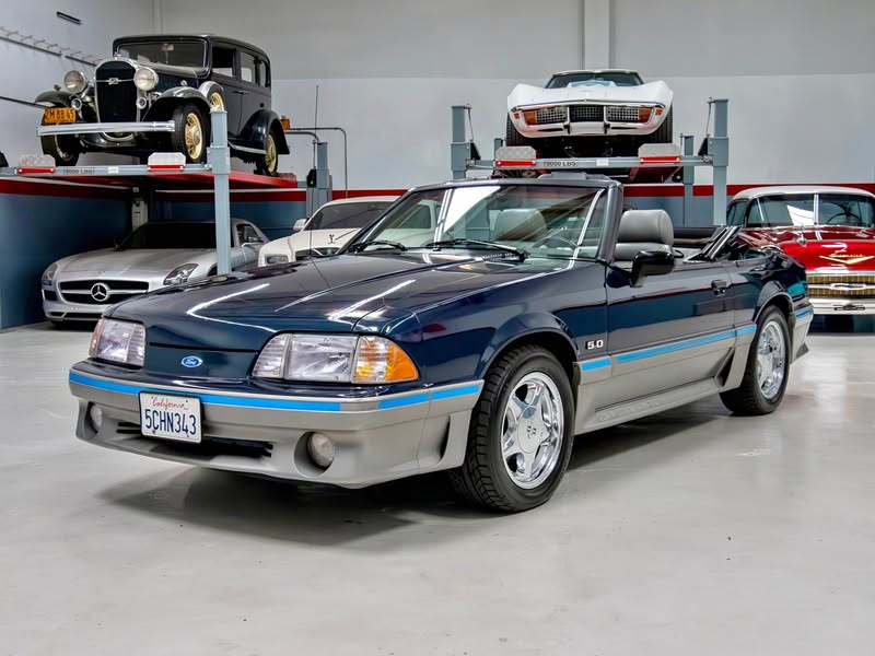 1989 Ford Mustang - GT Convertible