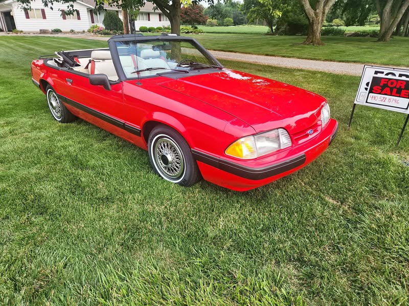 1990 Ford Mustang - LX Convertible 2D