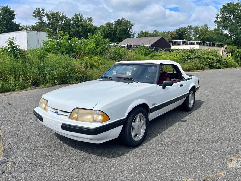 1991 Ford Mustang