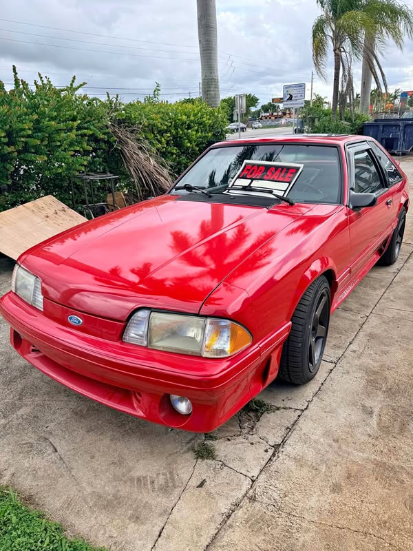 1989 Ford Mustang - fox body