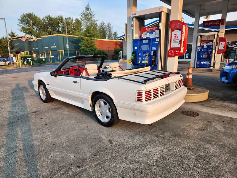 1992 Ford Mustang - GT