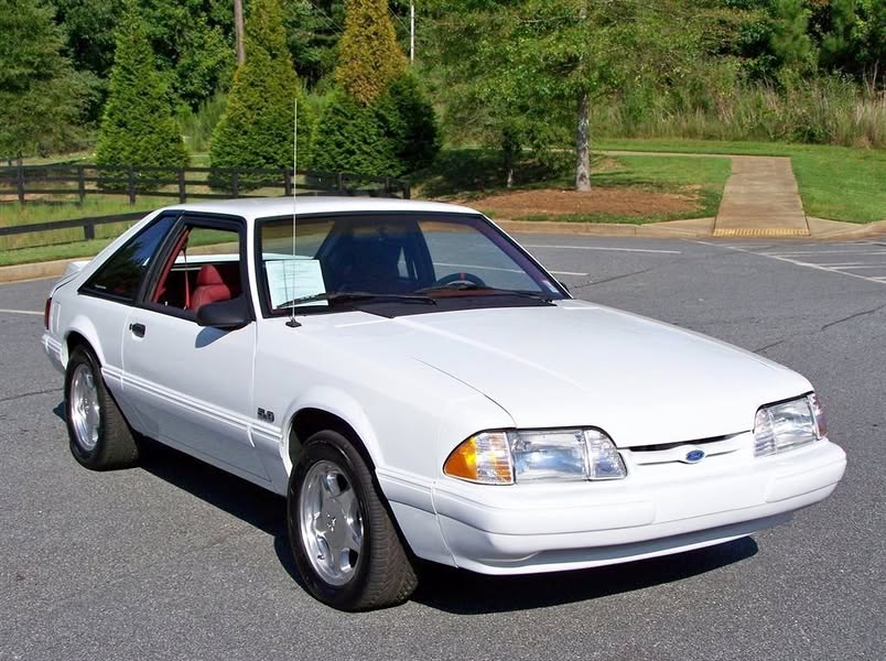 1992 Ford Mustang