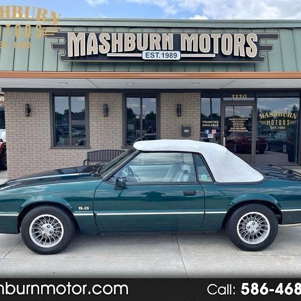 1990 Ford Mustang