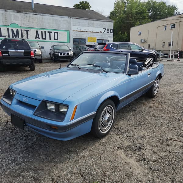 1985 Ford Mustang - LX Convertible 2D