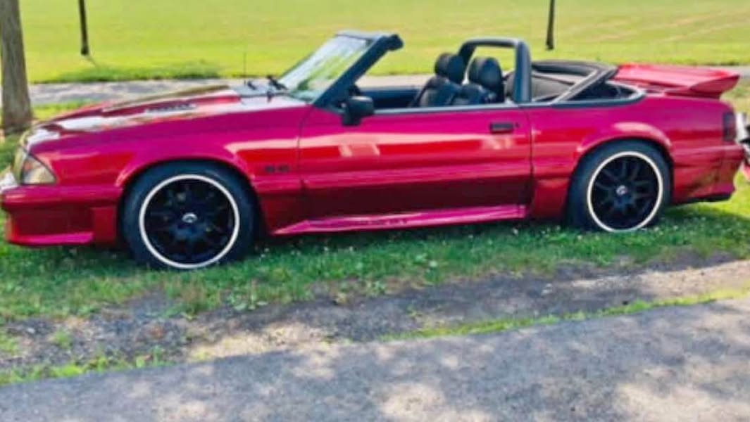 1988 Ford Mustang - GT Convertible 2D