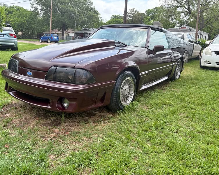 1990 Ford Mustang - GT Convertible 2D