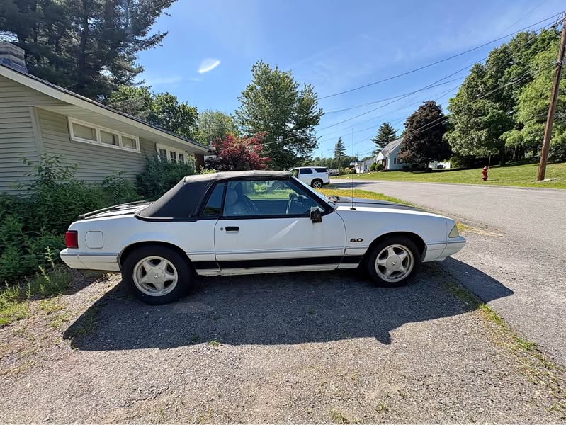 1989 Ford Mustang - LX