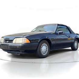 1988 Ford Mustang RED