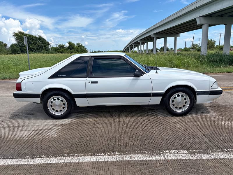 1990 Ford Mustang - LX Hatchback 2D