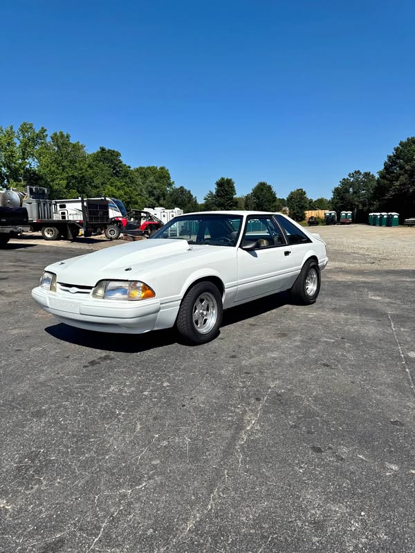1987 Ford Mustang - Lx