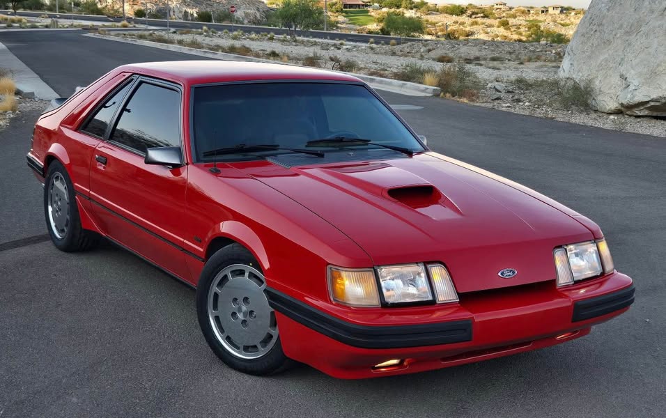 1986 Ford Mustang - SVO