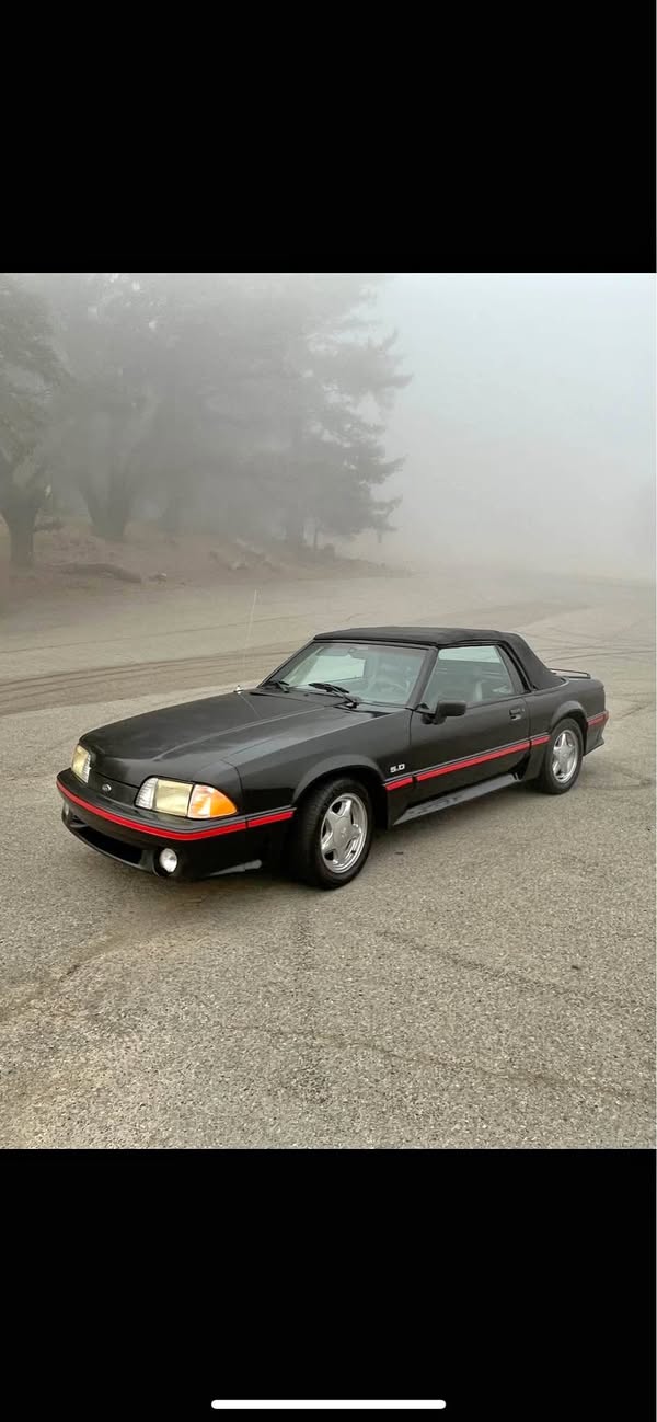 1991 Ford Mustang - GT Convertible 2D
