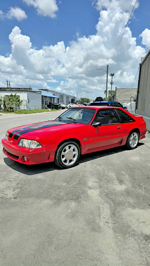1987 Ford Mustang - GT Coupe 2D