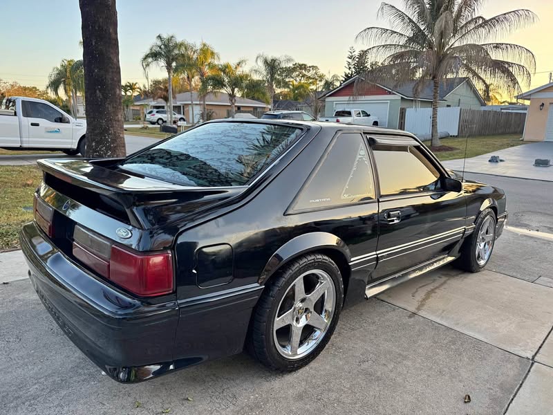 1991 Ford Mustang