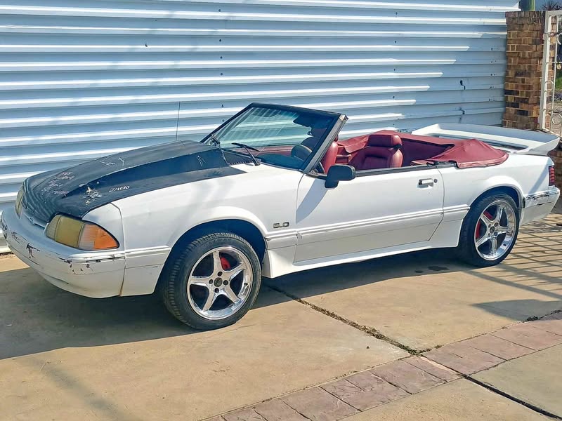 1991 Ford Mustang - Convertible 2D