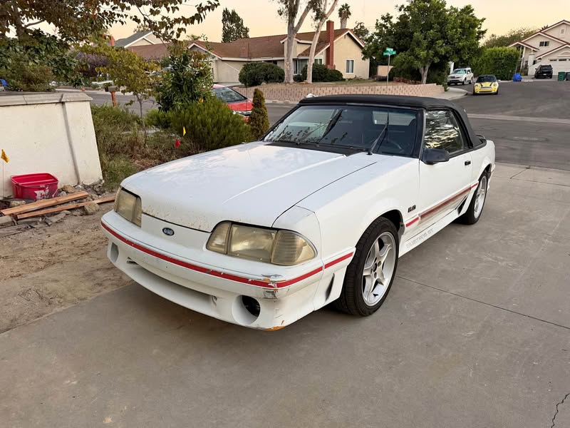 1987 Ford Mustang - GT Convertible 2D