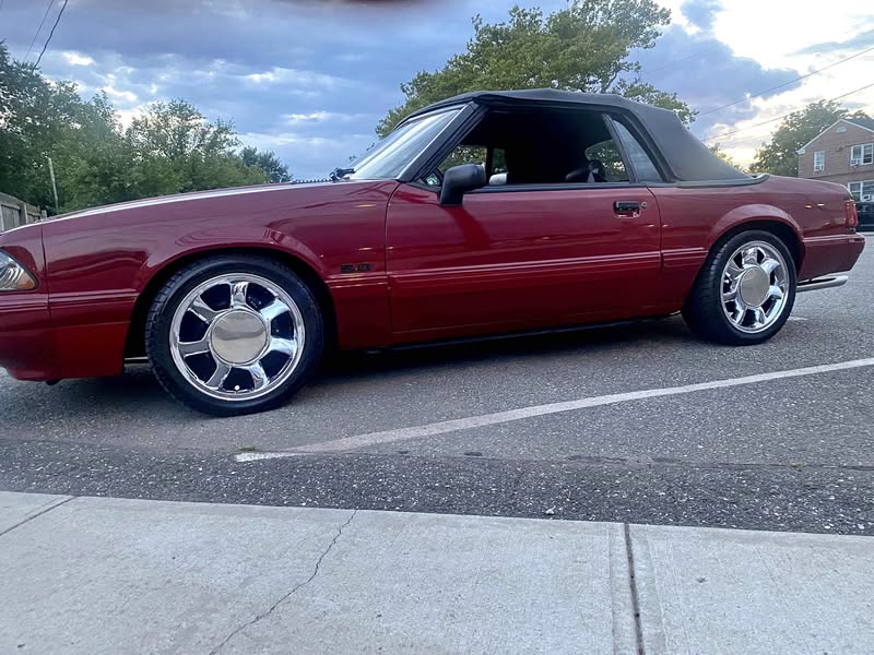 1991 Ford Mustang - Convertible 2D