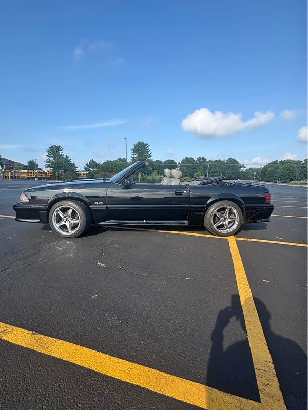 1989 Ford Mustang - GT Premium Convertible 2D
