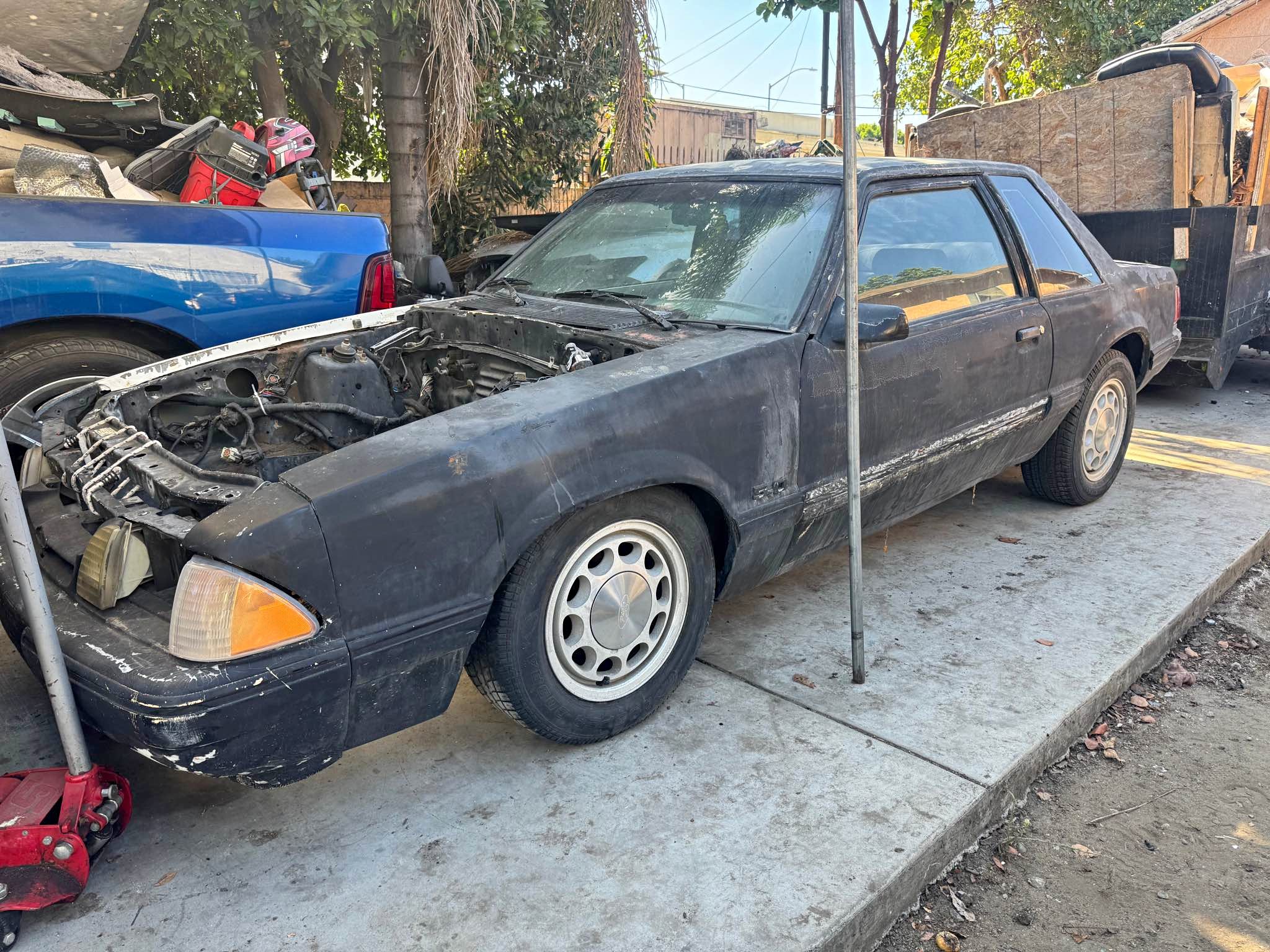 1990 Ford Mustang - Coupe 2D