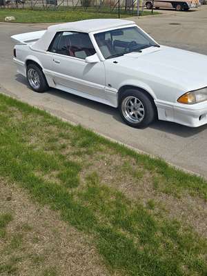 1987 Ford Mustang - GT Convertible 2D
