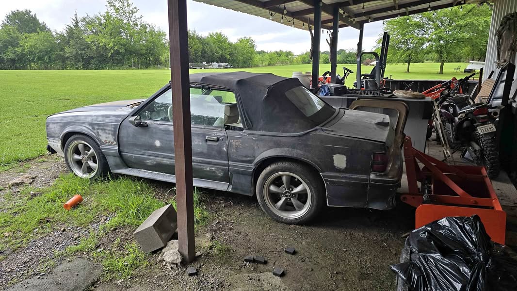 1989 Ford Mustang - GT Convertible 2D