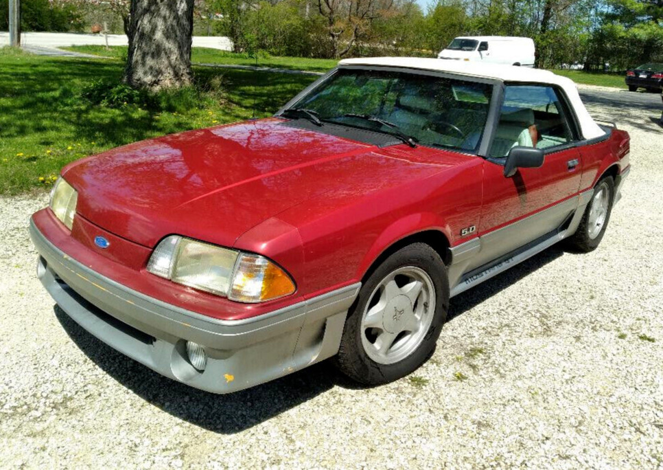 1990 Ford Mustang GT