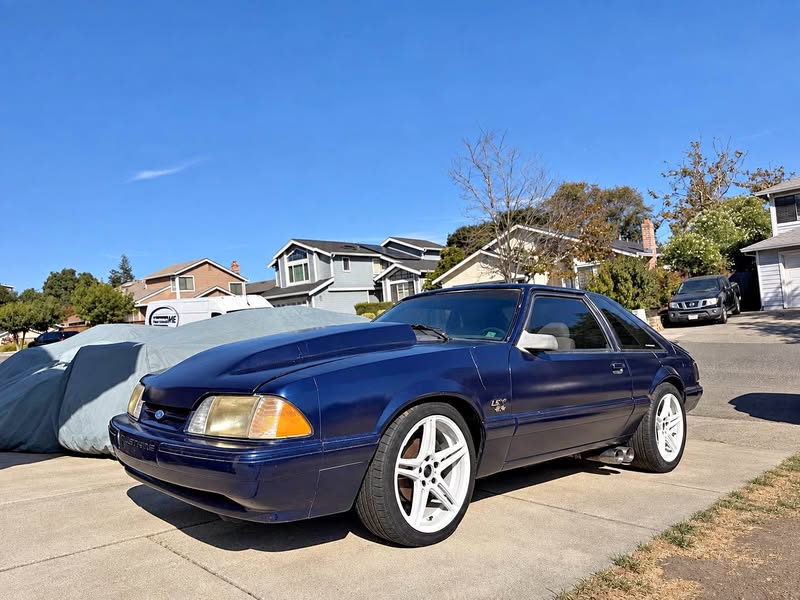 1993 Ford Mustang - Coupe 2D