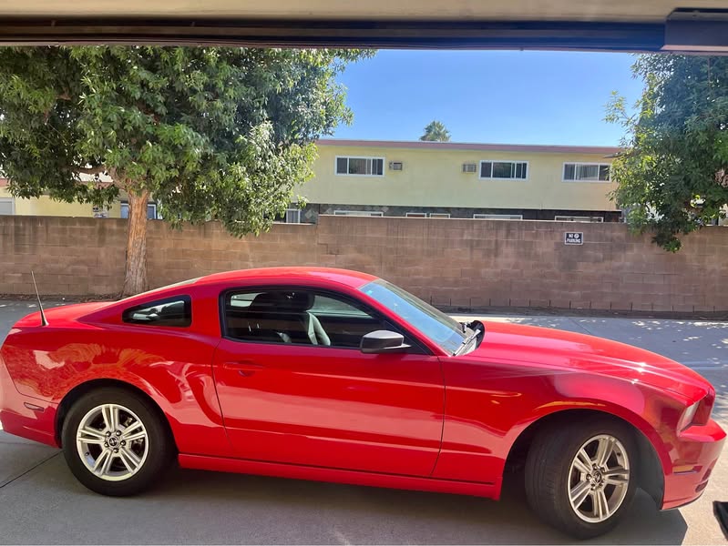 2013 Ford Mustang - V6 Coupe 2D