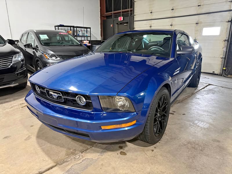 2006 Ford Mustang - V6 Coupe 2D