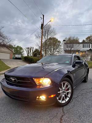 2010 Ford Mustang - Premium Coupe 2D