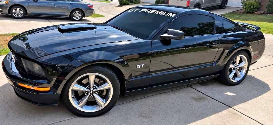 2007 Ford Mustang - GT Premium Coupe 2D