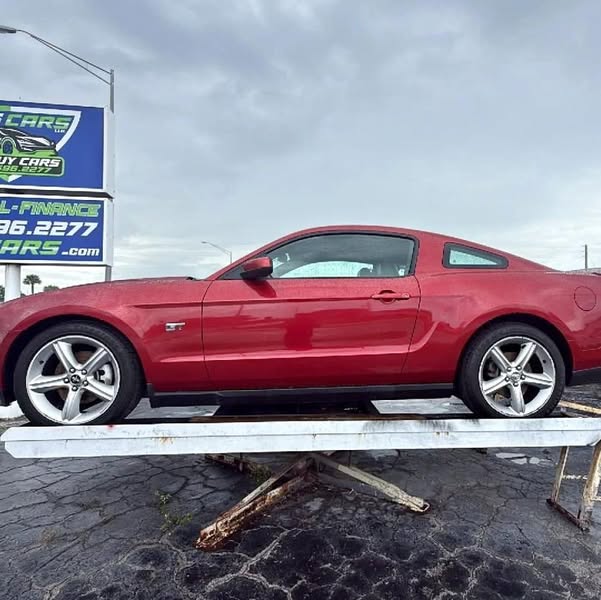 2010 Ford Mustang