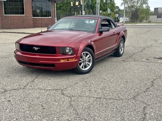 2005 Ford Mustang Convertible