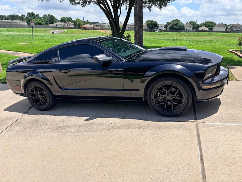 2009 Ford Mustang - GT Premium Coupe 2D