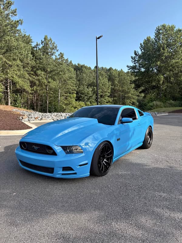 2012 Ford Mustang - GT