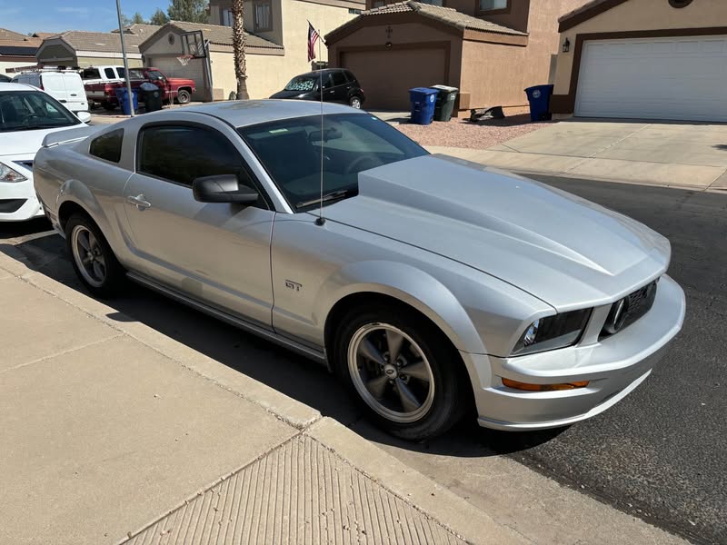 2005 Ford Mustang - GT Premium Coupe 2D