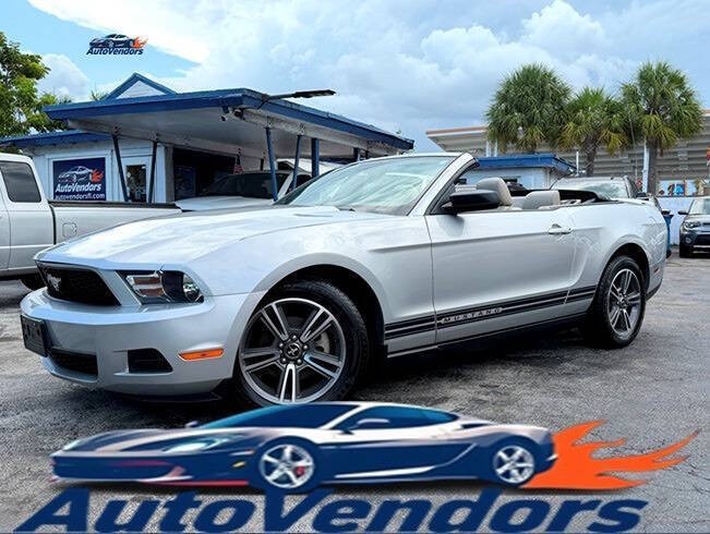 2010 Ford Mustang V6 Premium 2dr Convertible