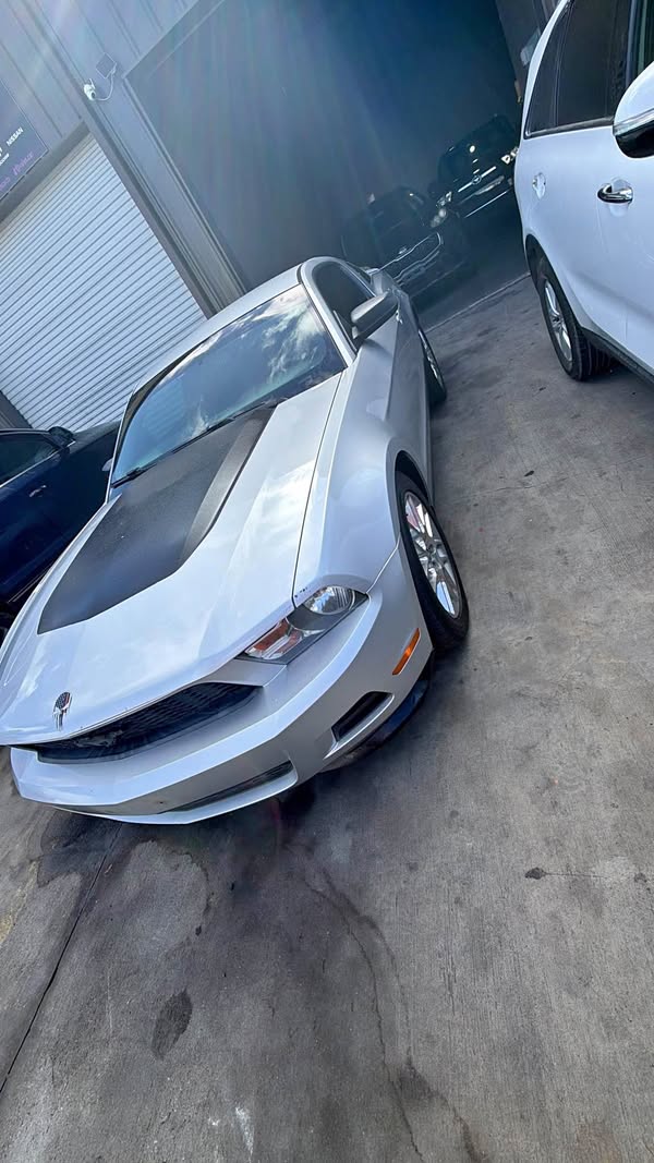 2012 Ford Mustang - Coupe 2D