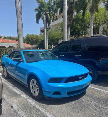 2010 Ford Mustang - Coupe 2D