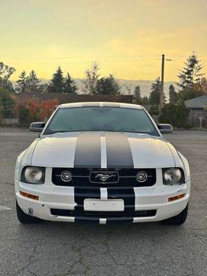 2008 Ford Mustang - V6 DELUXE