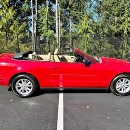 2007 Ford Mustang - Premium Convertible 2D