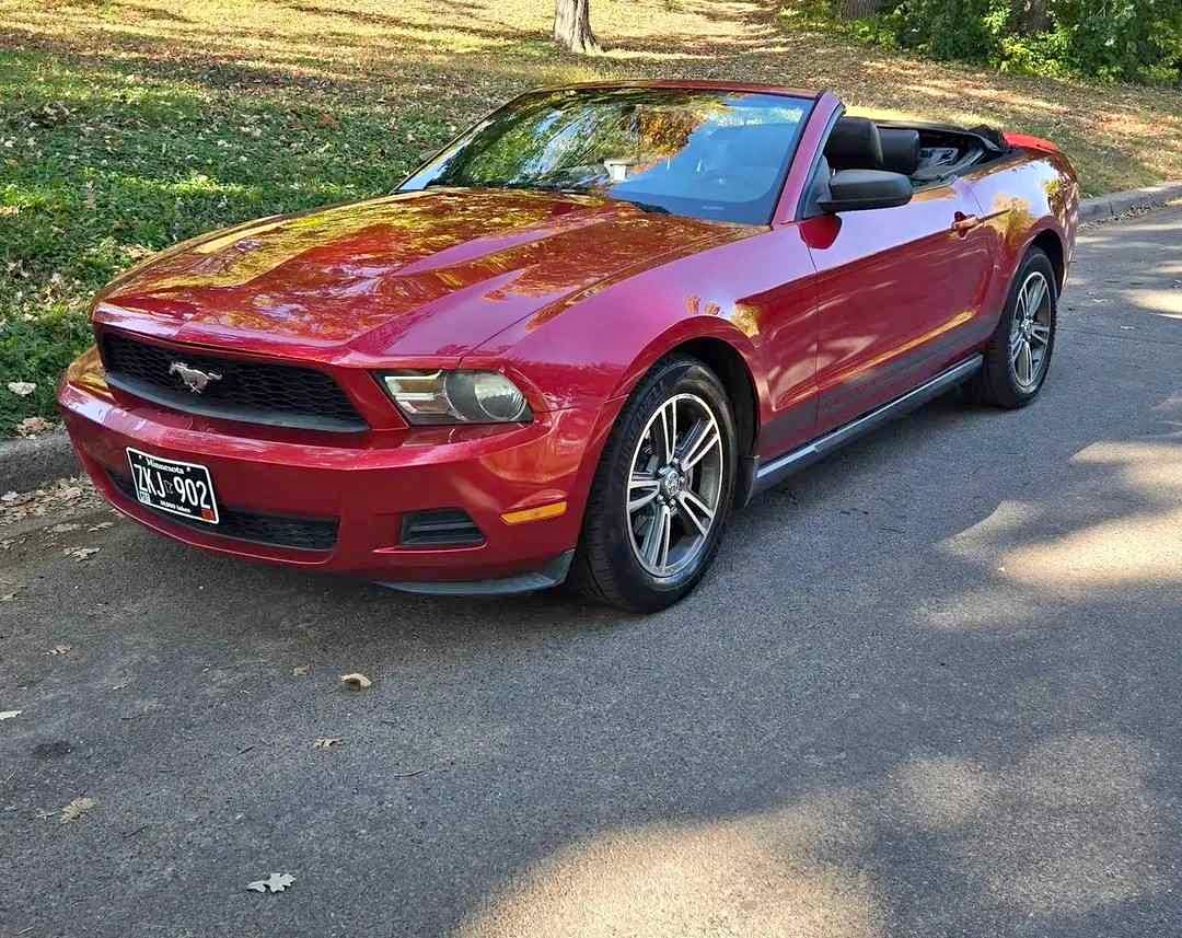 2010 Ford Mustang - Premium Convertible 2D