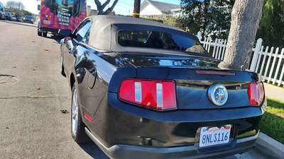 2011 Ford Mustang - Convertible 2D