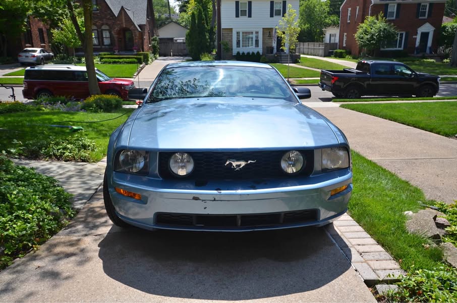 2005 Ford Mustang - GT Premium Coupe 2D